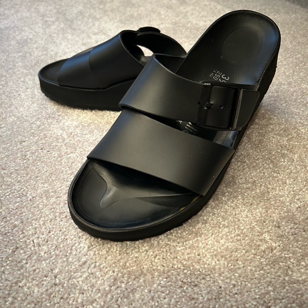 Papillio by Birkenstock Almina Exquisite Platform Wedge in Black